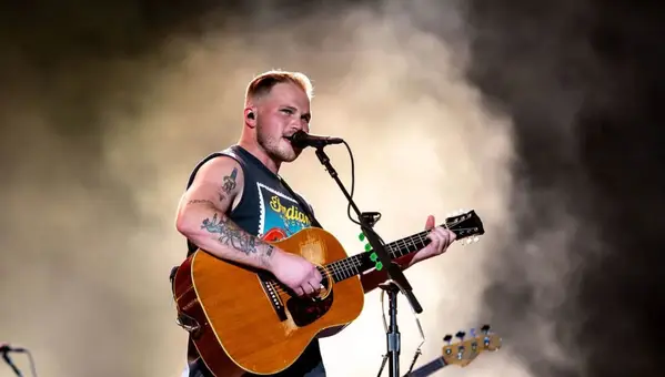 Zach Bryan's Navy Service Catalyzed Country Music Fame