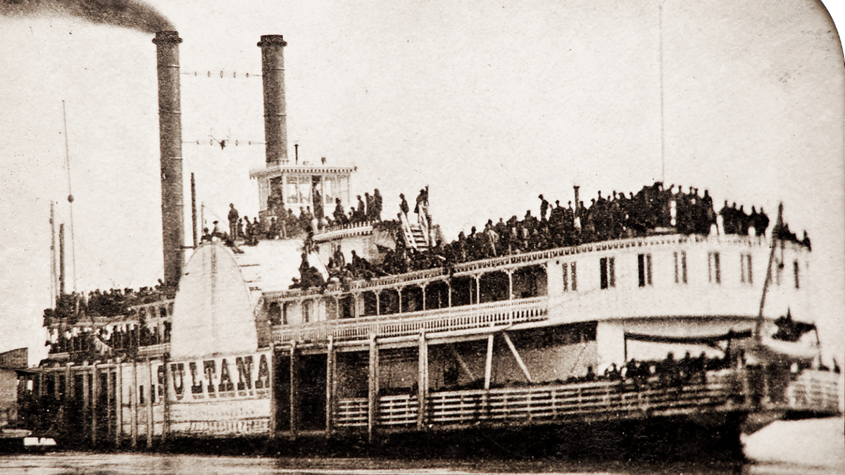 Steamboat Sultana crowded with passengers on Mississippi River during the Civil War.