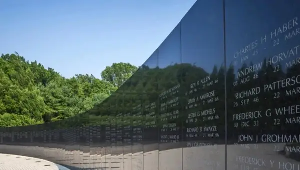 Everything You Need to Know About the Vietnam Veterans Memorial