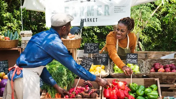 A Farmers Market on Military Bases Can Harvest Better Communities