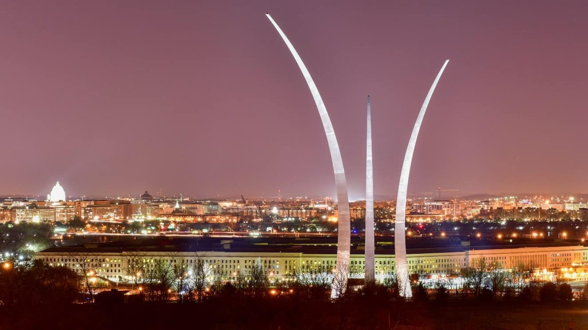 A Trip to the Air Force Memorial Is a High-Flying Experience
