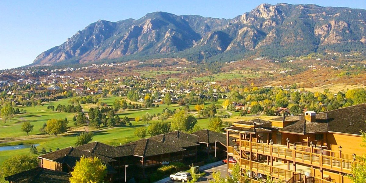 Here’s Why the Cheyenne Mountain Resort Is Perfect for Military Members
