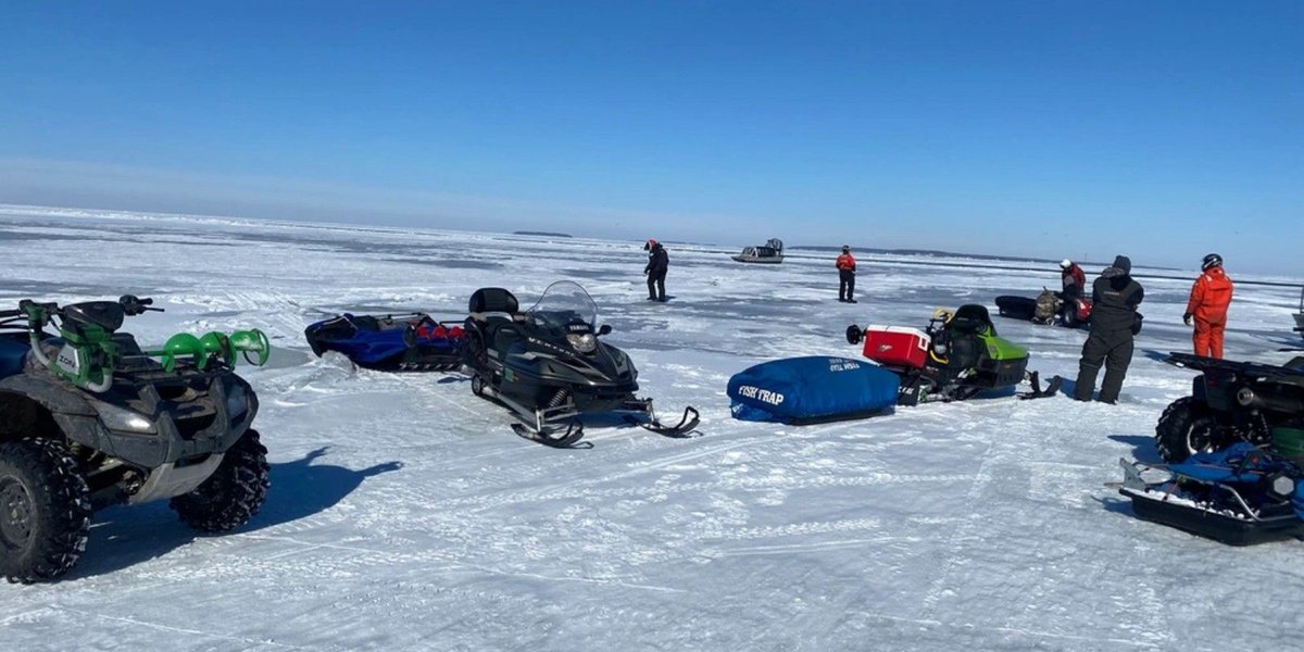 20 Fisherman Rescued From Lake Erie Ice Floe by Coast Guard