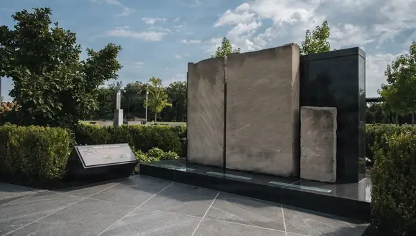 “Never Forget”: How American Museums and Military Installations Are Commemorating 9/11, 25 Years Later