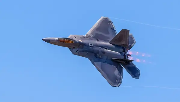 Find Out the F-22 Raptor Top Speed and Other Fun Raptor Specs