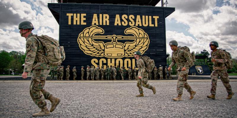 Students conduct rappel training at The Sabalauski Air Assault School tower on Fort Campbell, Kentucky, April 2, 2026. 