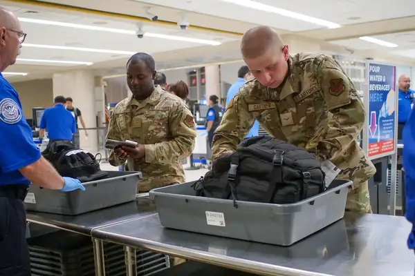 Lawmakers Aim to Simplify Airport Travel for Military Families With Dedicated TSA Lanes