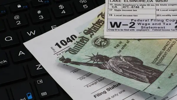 Enjoy the Perks of States With No Income Tax Even if You’re No Longer There