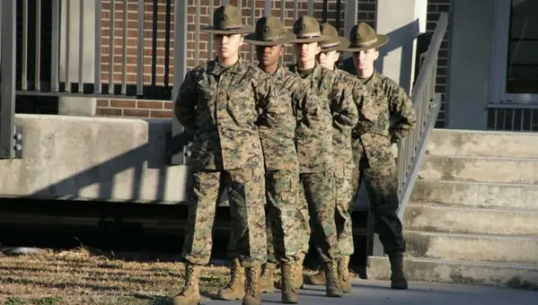 Report Advises Putting Women Into Marine Platoons in Recruit Training