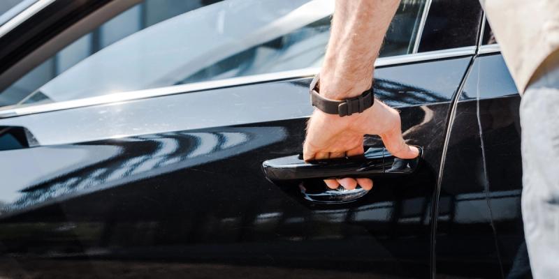 Looking for a rental car company that can fit you needs? Hertz has you covered.