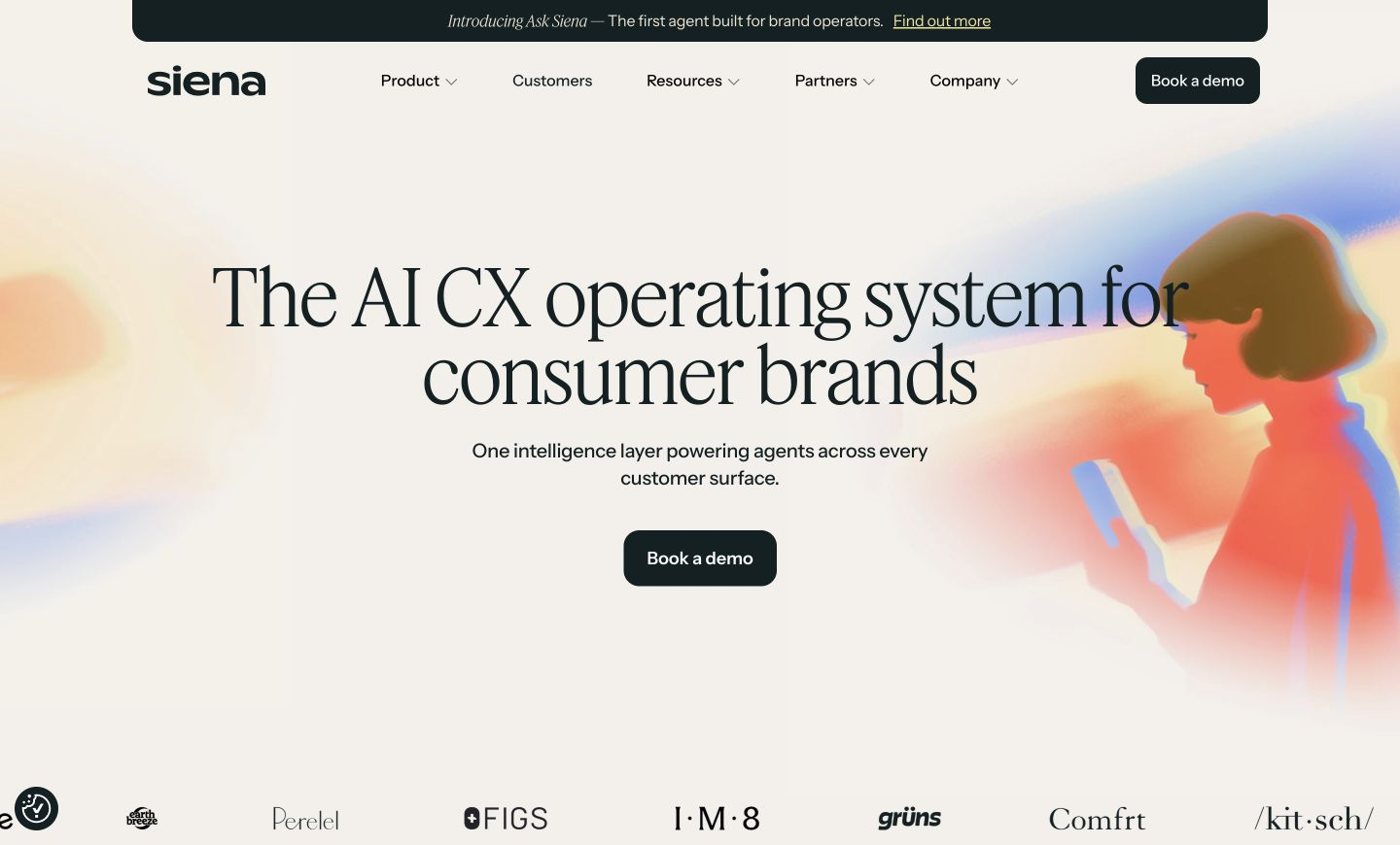 Siena official product page showing the vendor identity, navigation, and main product proposition.