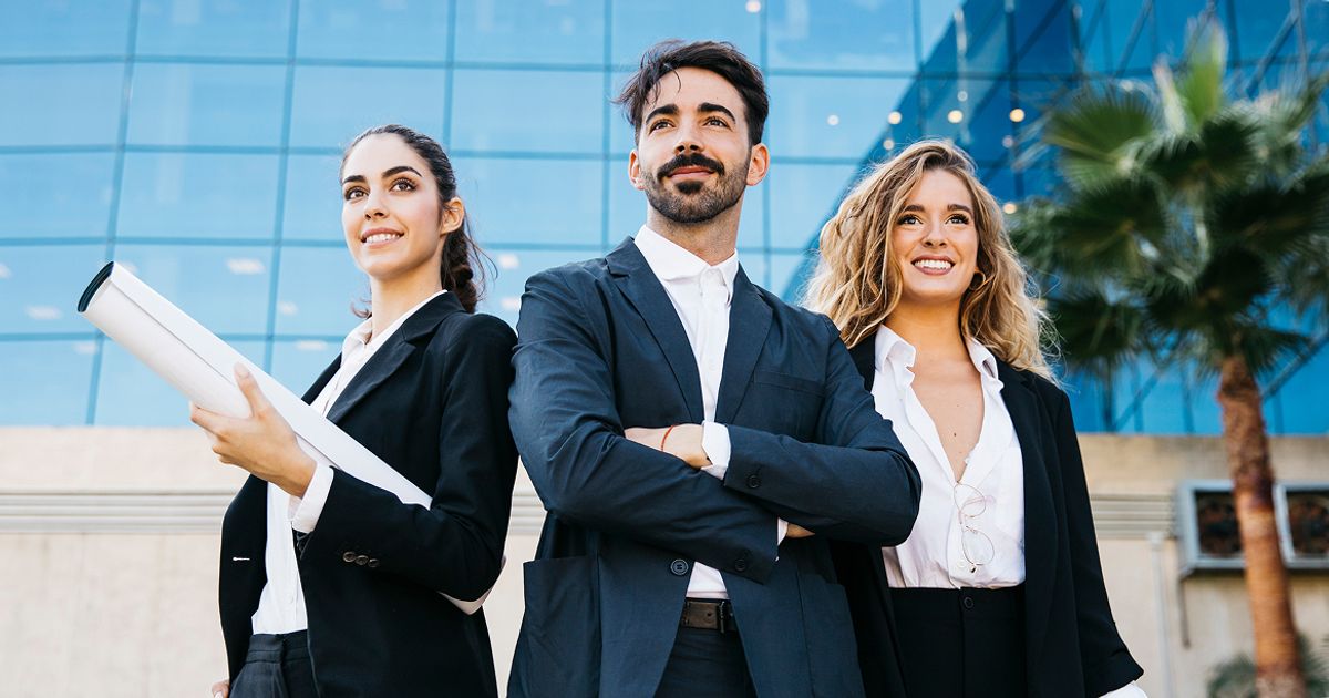 Profesionales de negocios colaborando