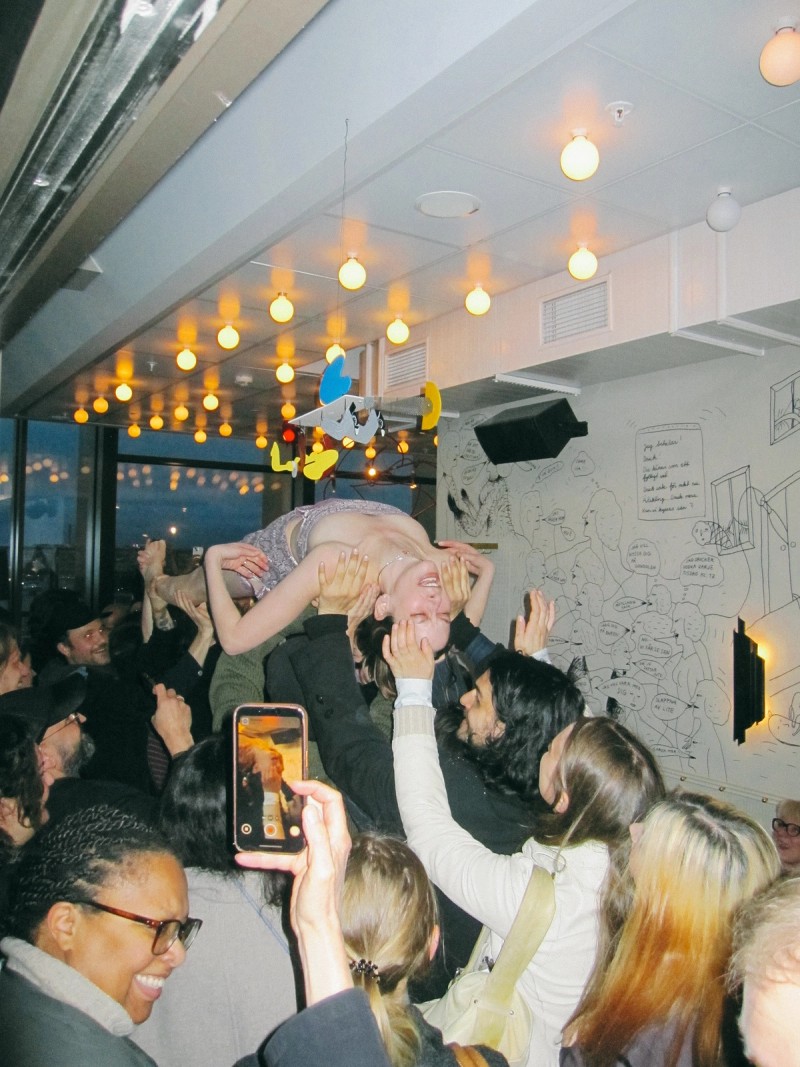 Release för Paletten, tema psykos. Sinziana Ravini och UKON på Galleri Cora Hillebrand.