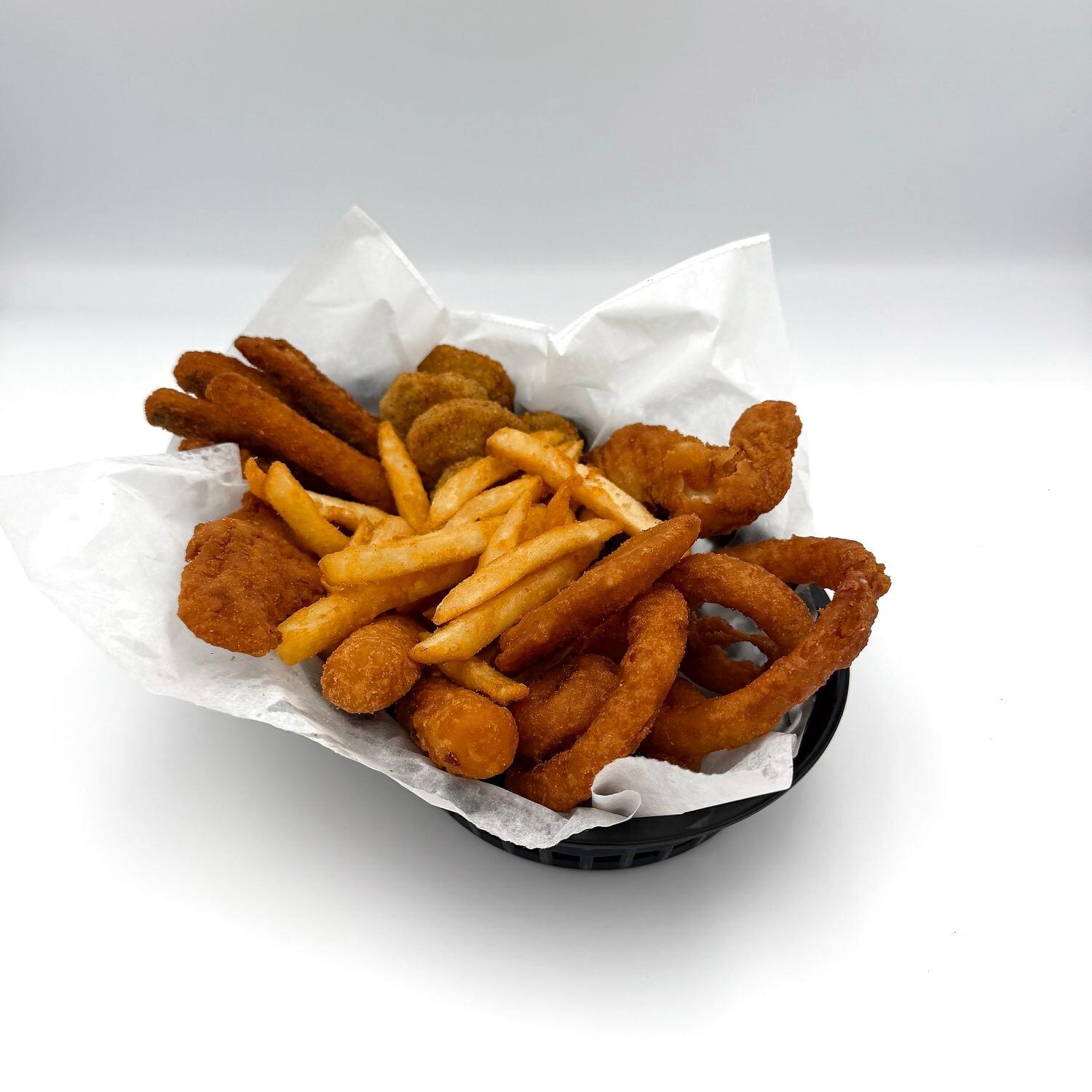 Mixed Basket at Andy's Pub
