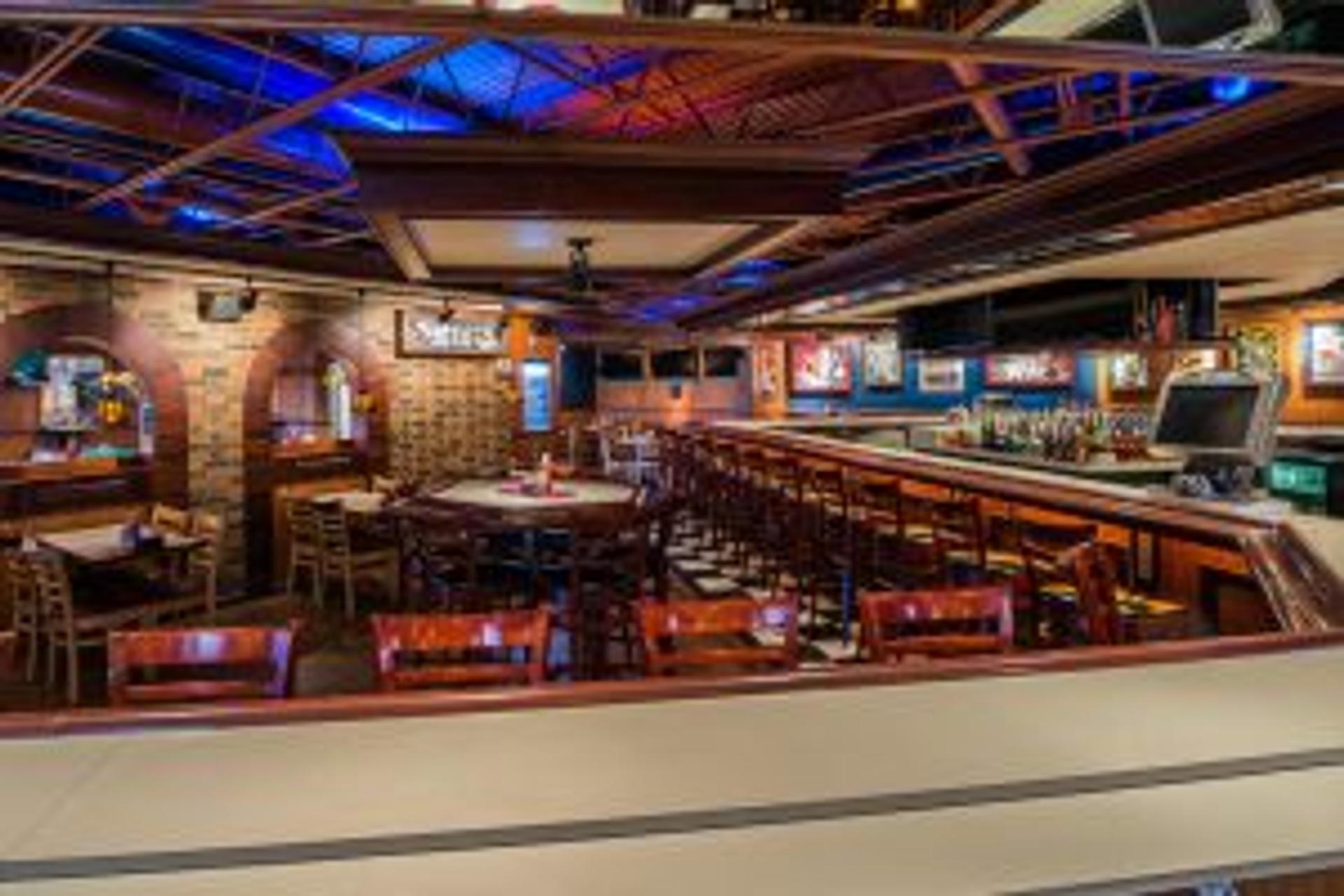Andy's Pub photo 2