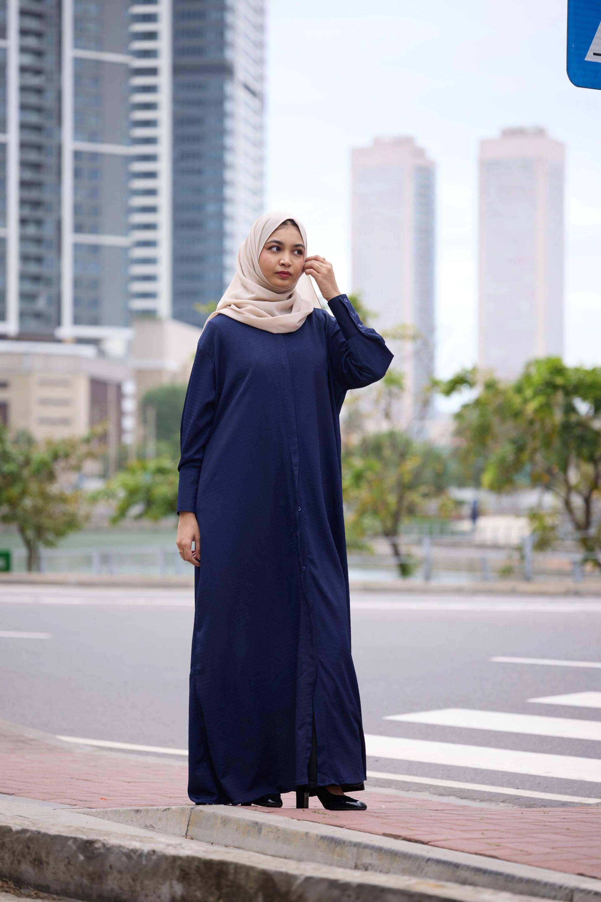The Modest Drop - Blue