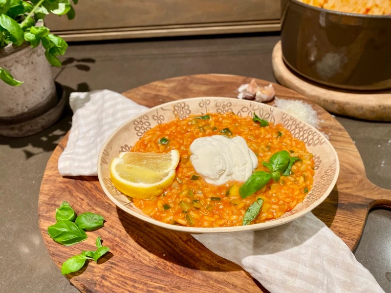 Cremet tomatrisotto med squash