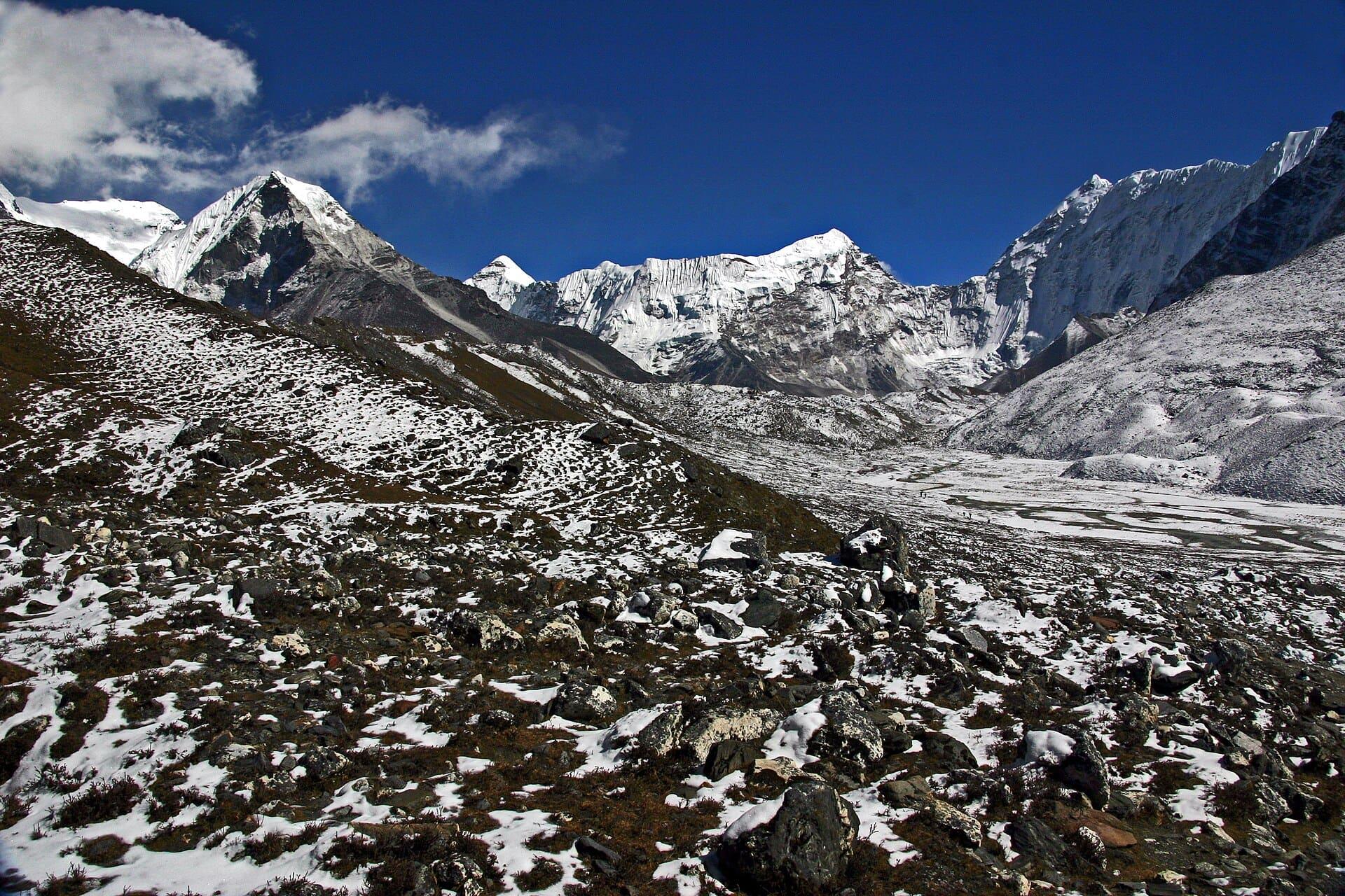 Chhukung to Imja Tse Camp-52-Imja Tse-Ebene-2007-gje