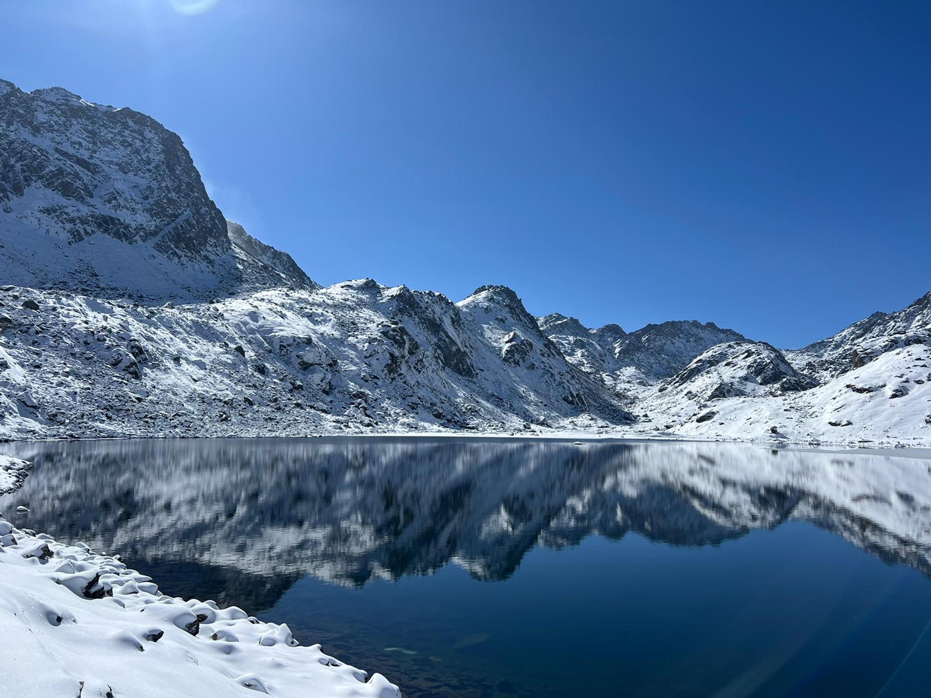 Gosainkunda Lauribinaya Pass Trek, Nepal