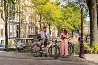 cheap travel to amsterdam from london