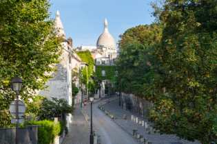 5 Reasons Why You Should Not Visit Paris This Summer - Travel Off Path