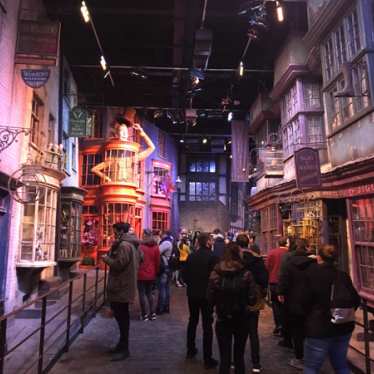 London for families - harry potter studio tour - people