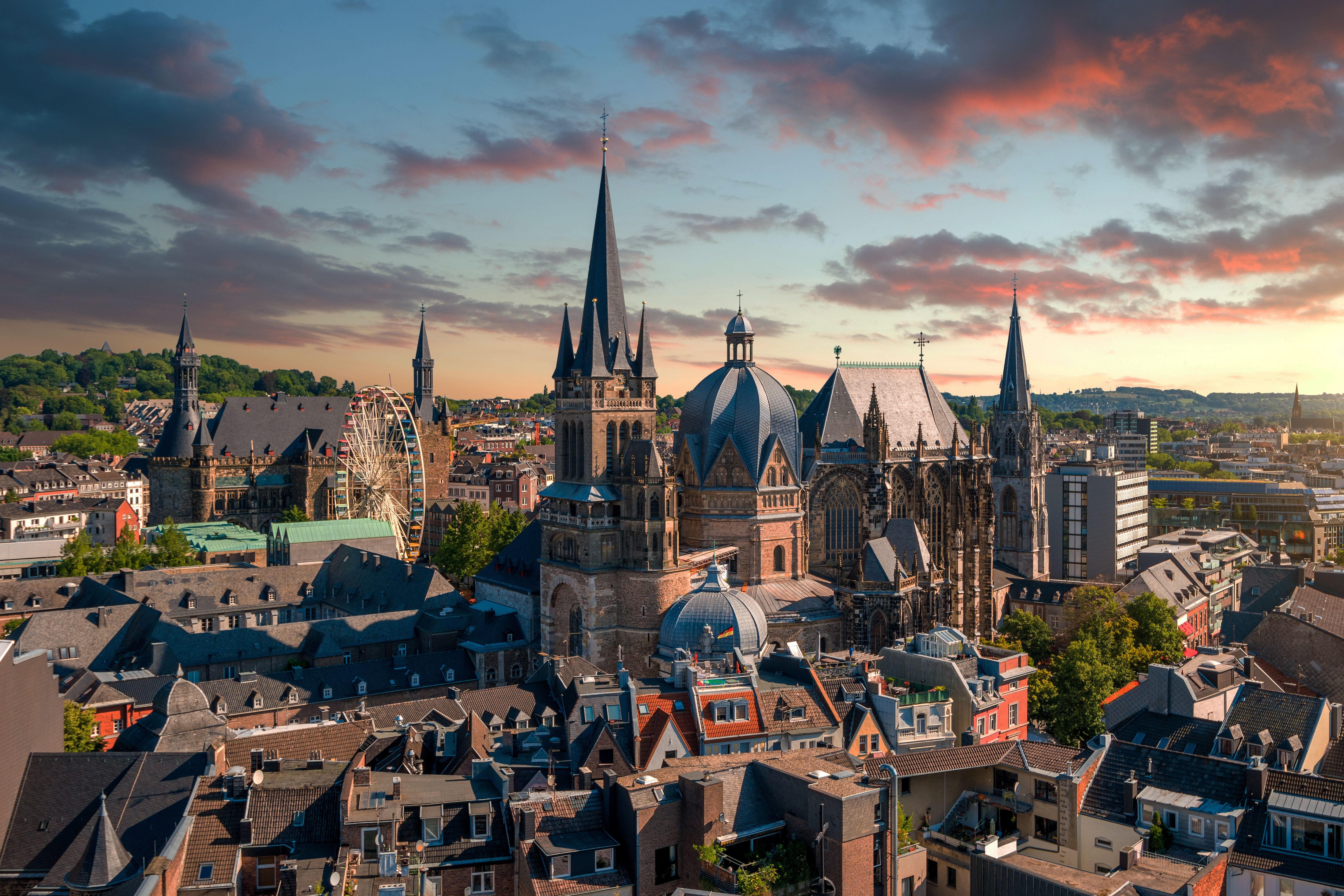 Visit Aachen by train Tickets and info