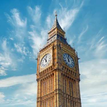 London - big ben view - sunny