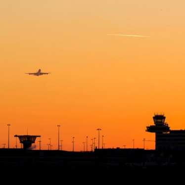 Schiphol airport - different focal point (for airports hub card)