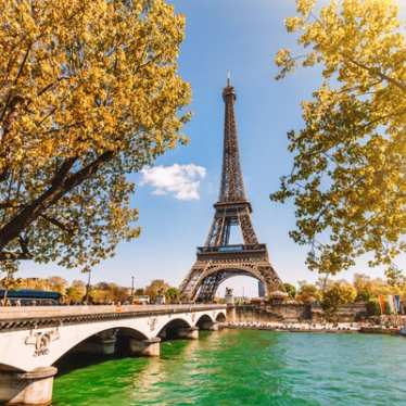 Paris - Eiffel Tower - Autumn