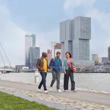 Delta - photoshoot 2 - Rotterdam - leisure - people walking