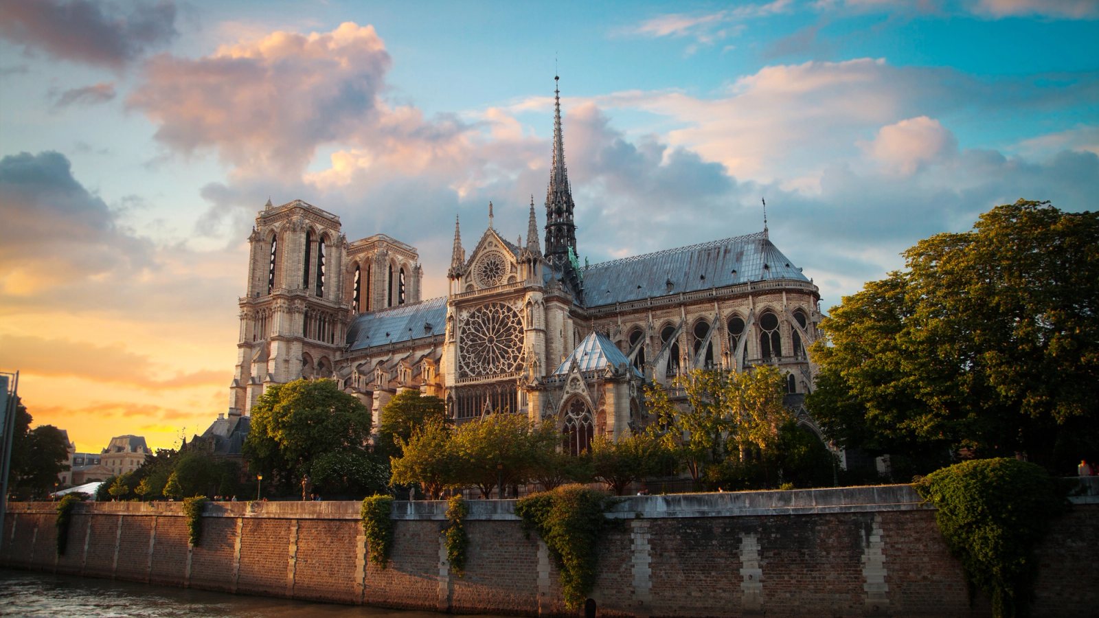 Notre-Dame de Paris Katedrali