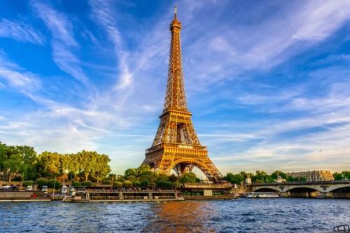 Eiffel Tower - blue sky