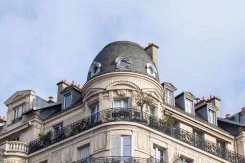 Paris city breaks - roof of a beautiful hotel