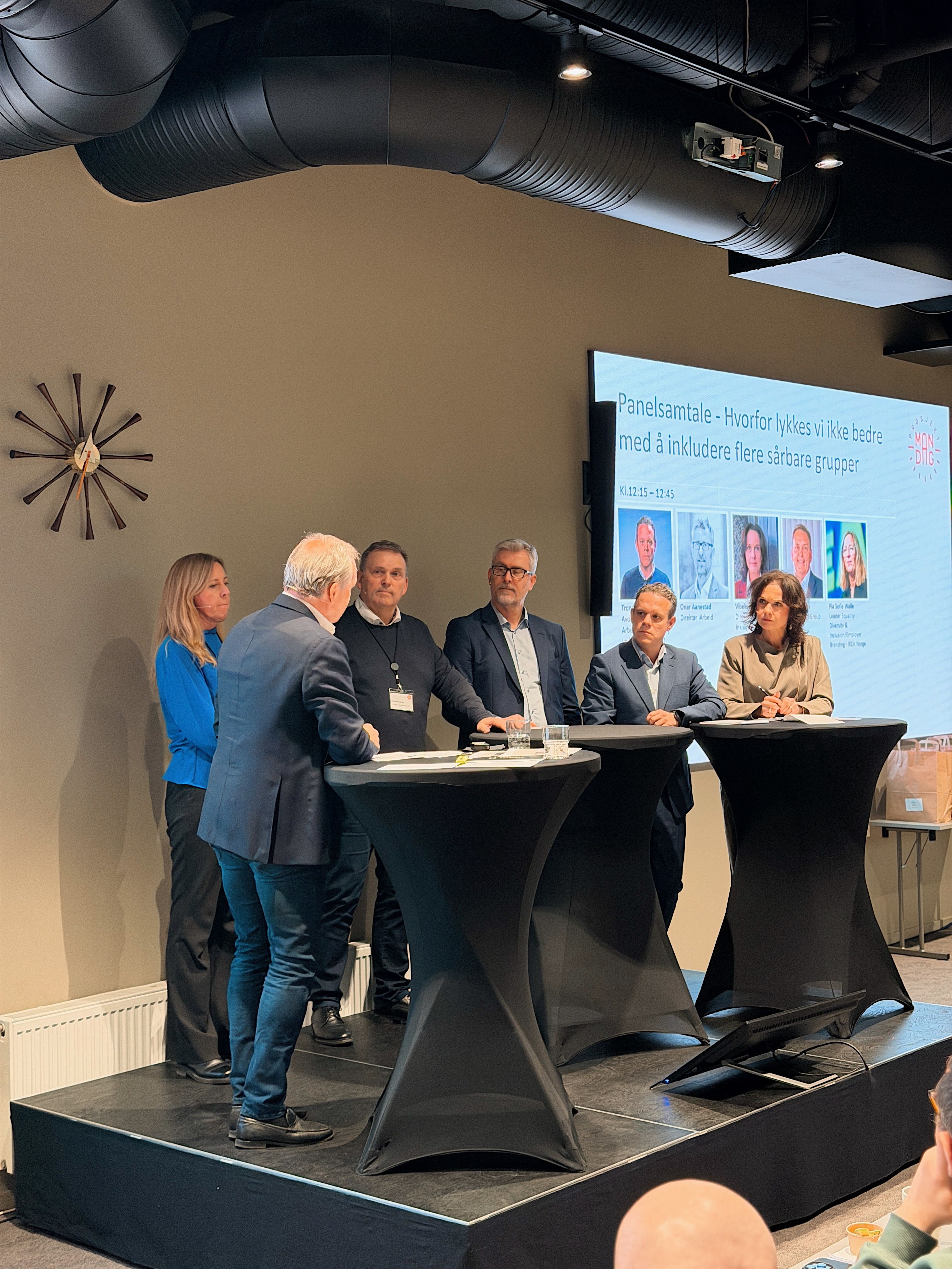 Paneldebatten ble en viktig del av konferansen.