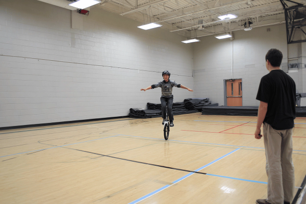 Single Wheel And Alternative Conveyance Performance.