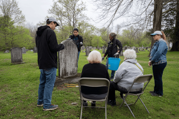 Cem100 Care Of Burial Grounds.
