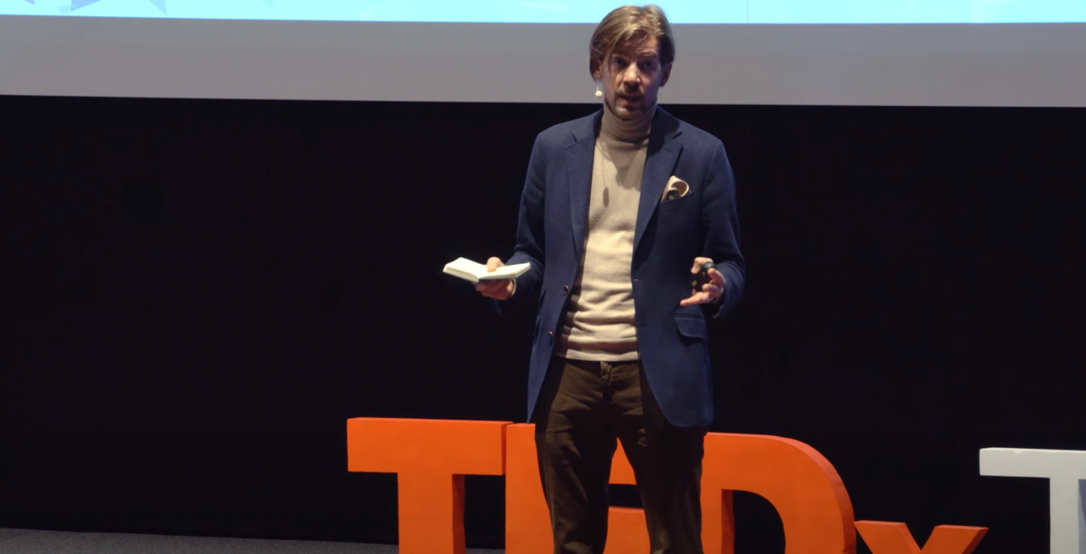 The natural way of managing leaders