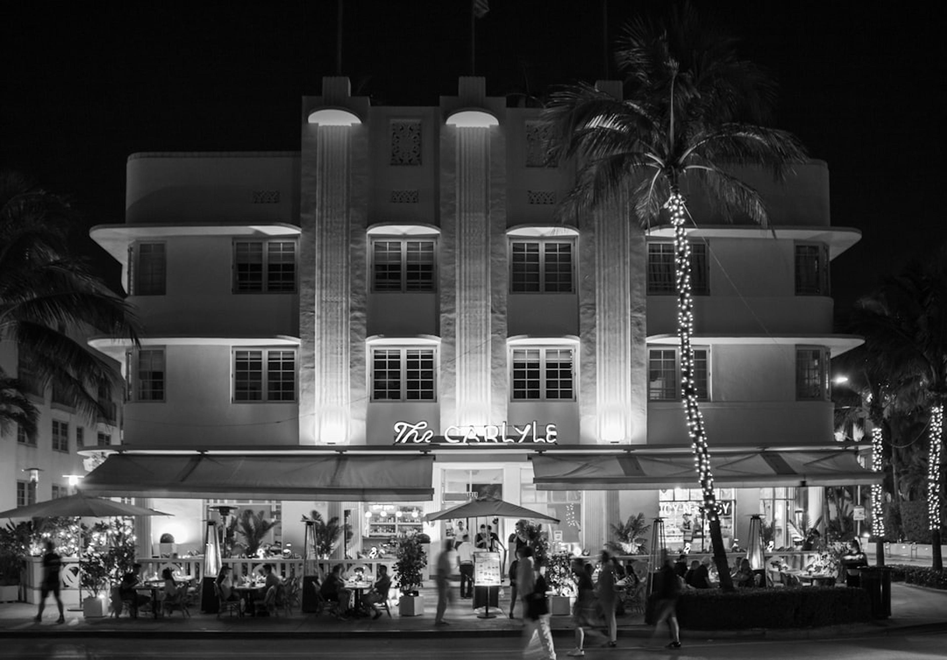 Broward Library Foundation Launches Author Dinner Series