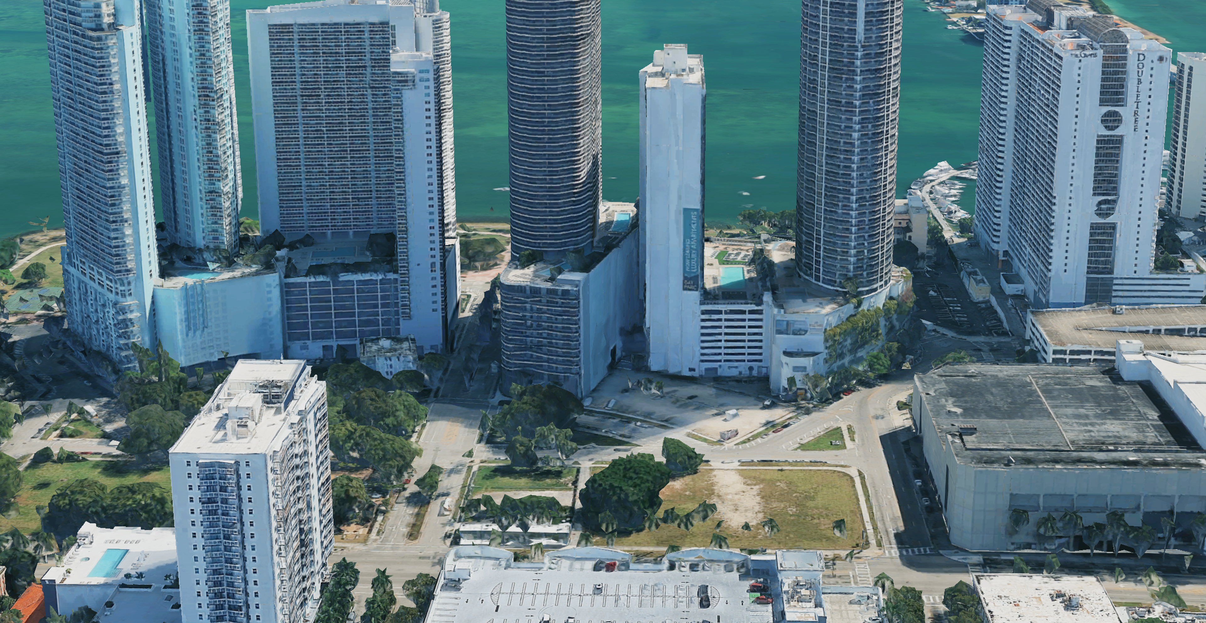 LCOR Secures $192.5M Loan for Edgewater Luxury Tower