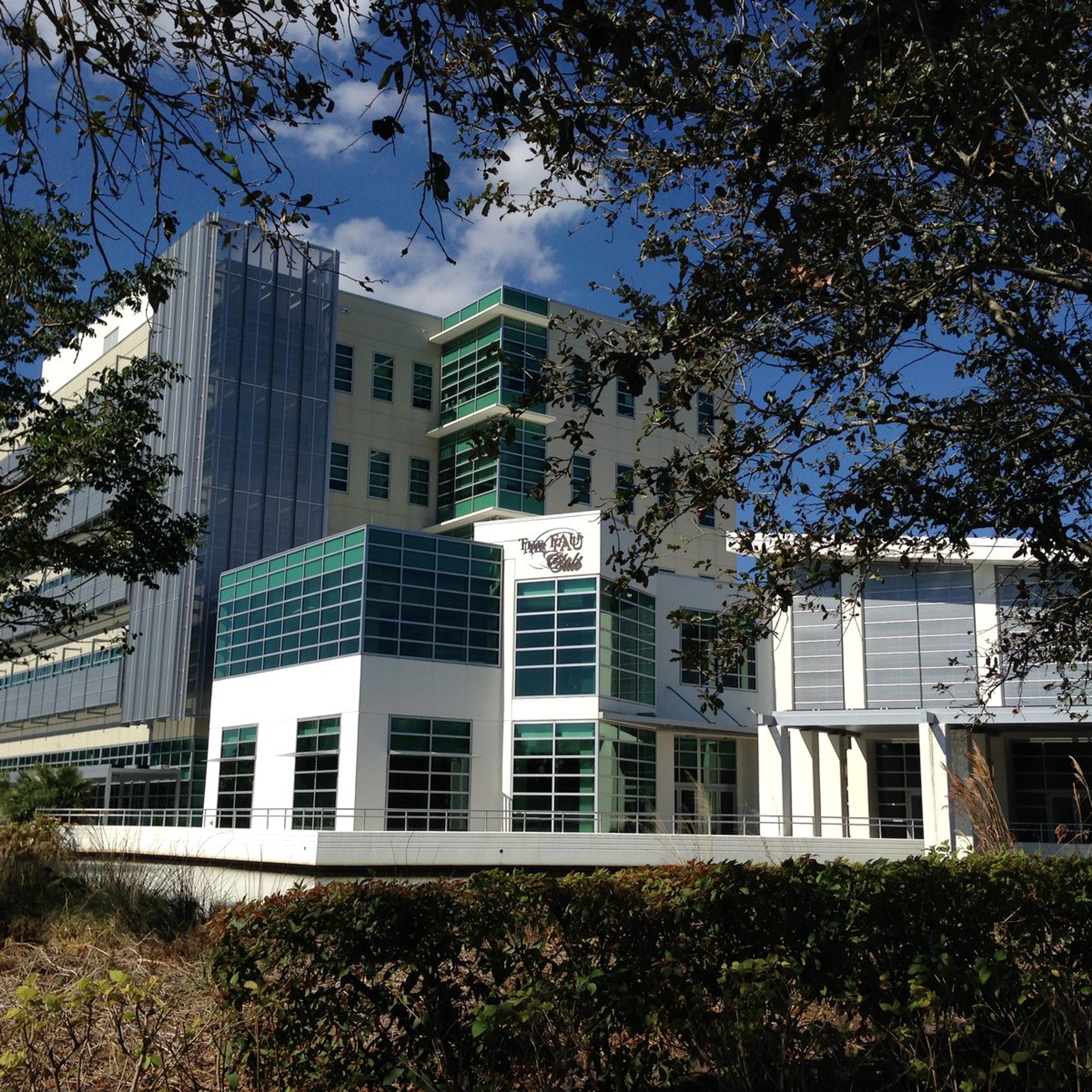 FAU’s $3.3 million Treto estate gift will fund engineering scholarships