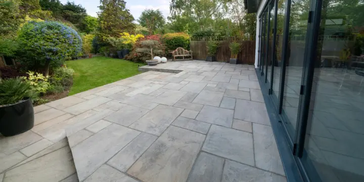 clean, algae free patio after treatment 