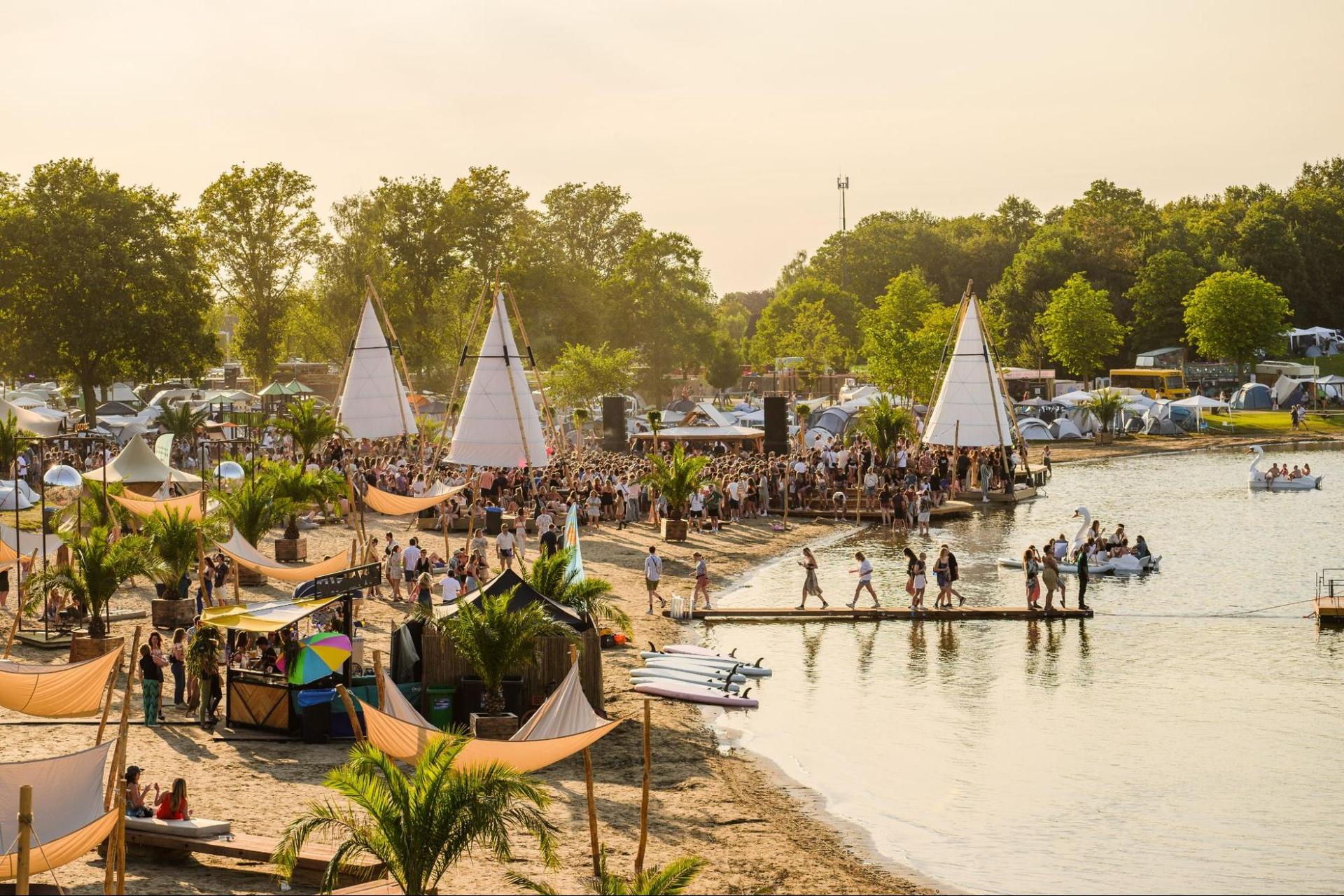Lago Lago: cashless betalen op de festivalvakantie van Nederland