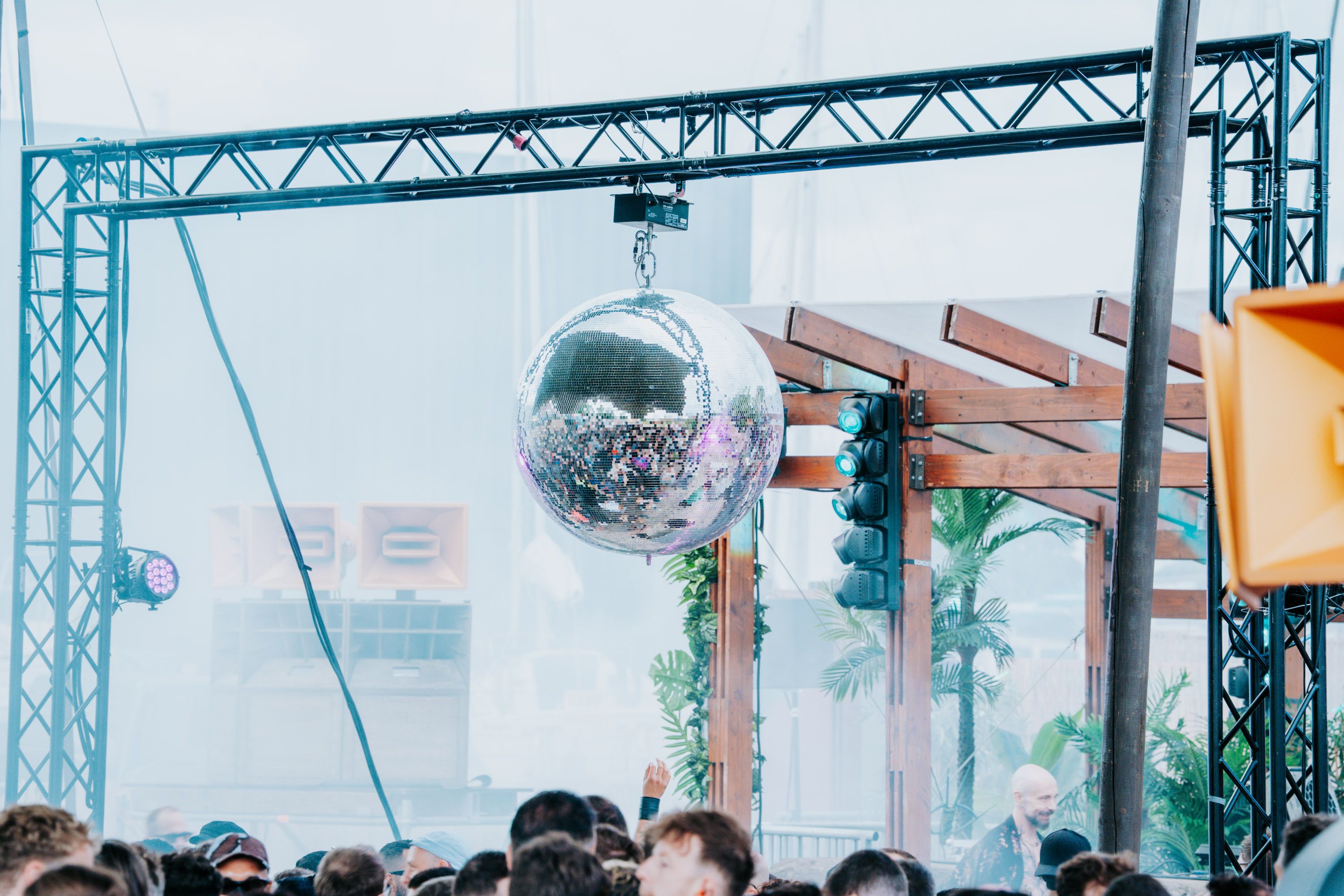 Tropikali: cashless betalen op Amsterdams meest kleurrijke festival