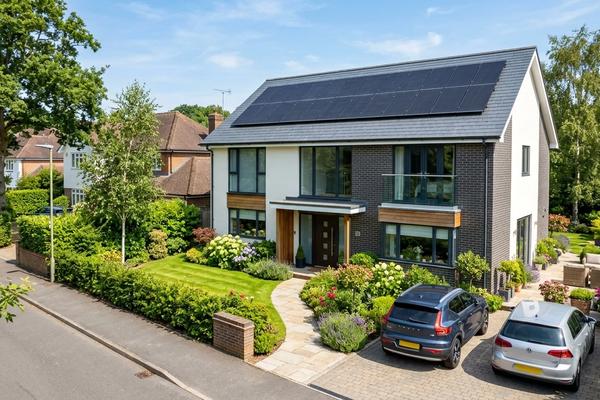Looking for Solar Panel Grants UK? Here Are 10 Things You Should Know