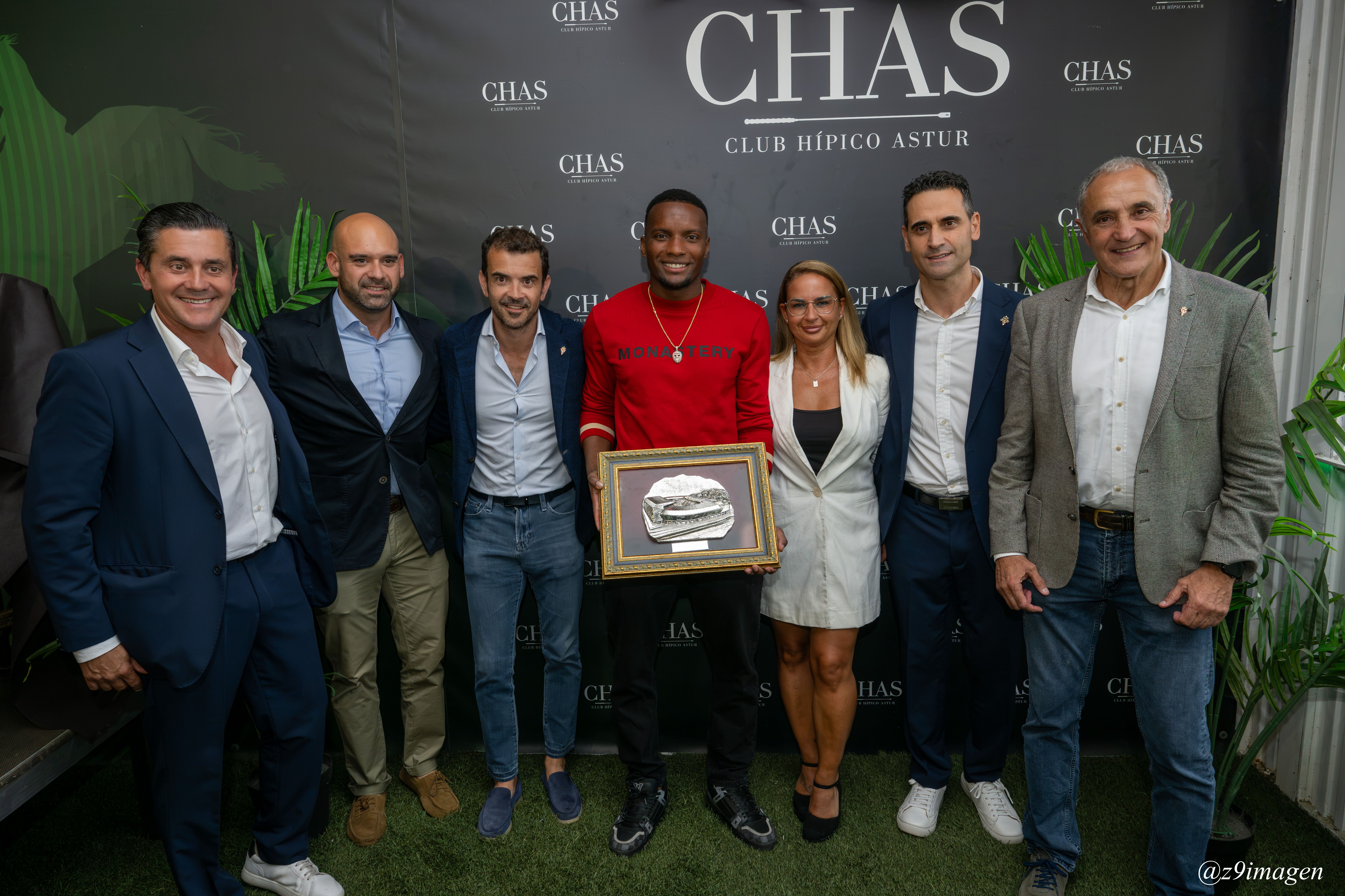 Entrega del Molinón de Plata de la Federación Sportinguista en el CHAS