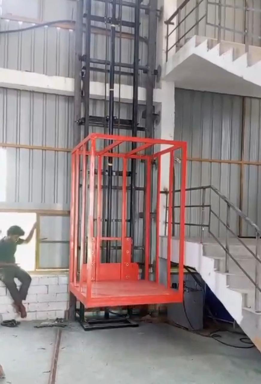 Commercial Lift