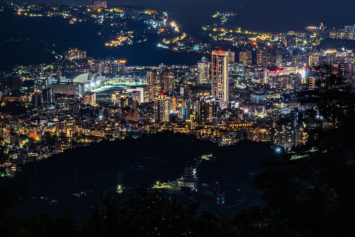 Tianmu and Shilin at night seen from the hills above