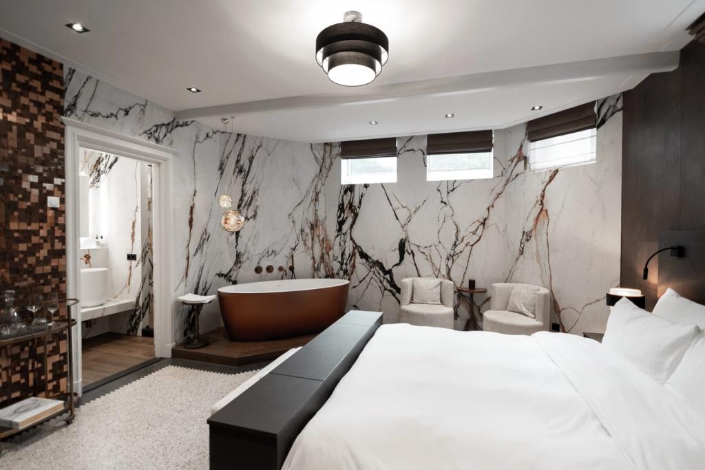 Tegelwerk bij Villa335 Boutique B&B — foto 1