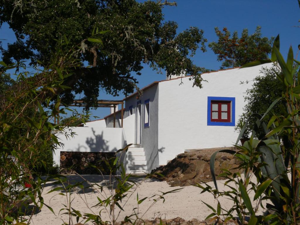 Monte do Adaíl de Cima em Vila Nova de Milfontes